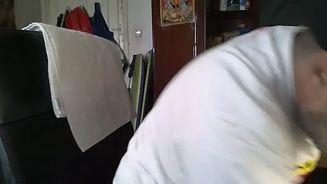 Snapshot of arka6 chatting on 05-12-26, 03:18 arka6 online show from 05-12-26, 03:18