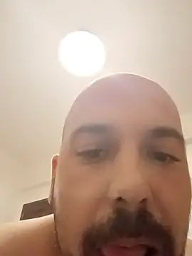 Snapshot of ginger_1_1 chatting on 10-30-25, 08:39 ginger 1 1 online show from 10-30-25, 08:39