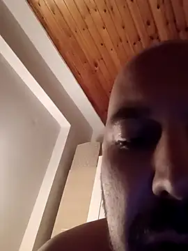 Snapshot of ginger_1_1 chatting on 12-16-25, 04:28 ginger 1 1 online show from 12-16-25, 04:28