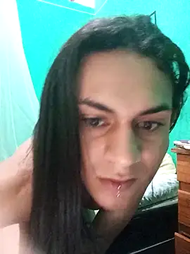 Snapshot of Gostvn4799 chatting on 09-10-25, 05:12 Gostvn4799 online show from 09-10-25, 05:12
