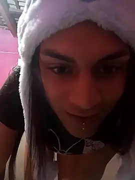 Snapshot of Gostvn4799 chatting on 10-09-25, 05:13 Gostvn4799 online show from 10-09-25, 05:13