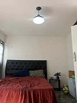 liamlara online show from 03-18-25, 02:39