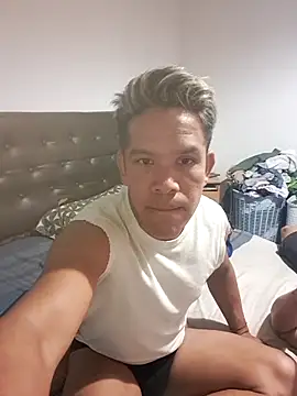 liamlara online show from 03-02-26, 02:01