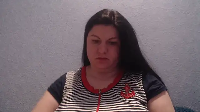 KiraSwee online show from 12-22-25, 06:52