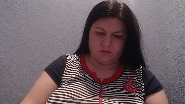 KiraSwee online show from 02-02-26, 05:12