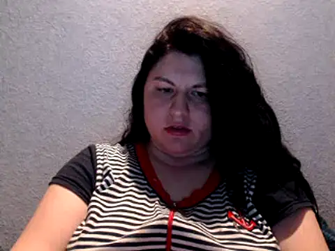 KiraSwee online show from 03-21-25, 05:45