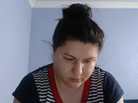 KiraSwee online show from 01-30-25, 01:09