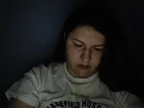 KiraSwee online show from 09-19-25, 06:12