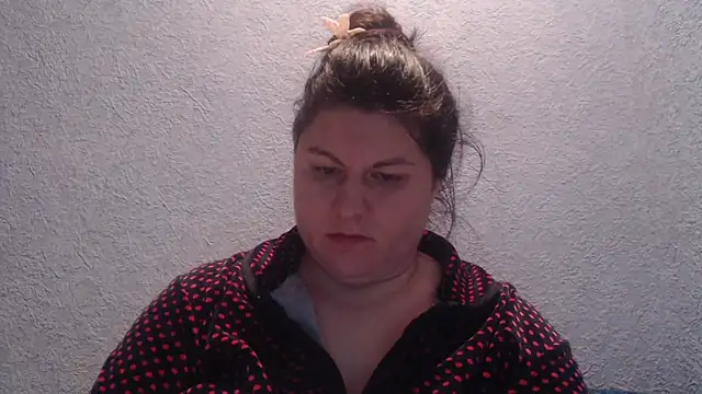 KiraSwee online show from 12-04-25, 02:05