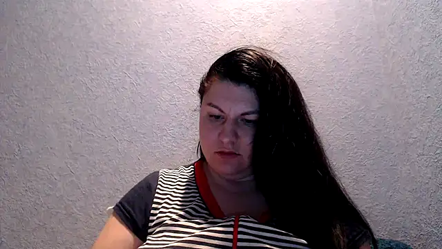 KiraSwee online show from 11-28-25, 07:14