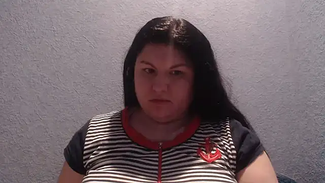 KiraSwee online show from 12-18-25, 03:38