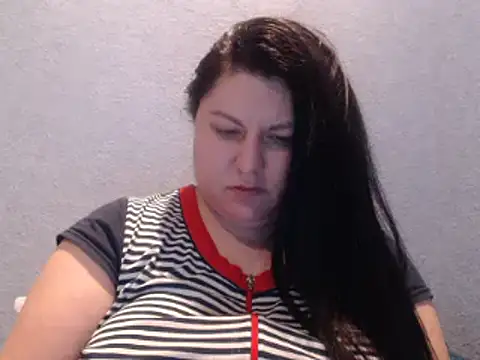 KiraSwee online show from 02-23-25, 05:50