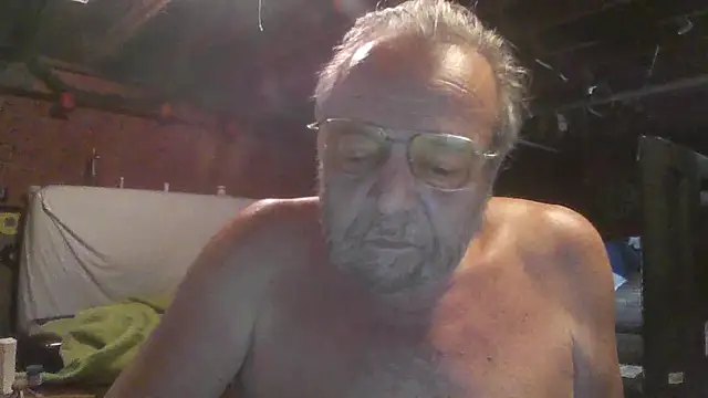 Snapshot of mercuryice chatting on 09-14-25, 04:29 mercuryice online show from 09-14-25, 04:29