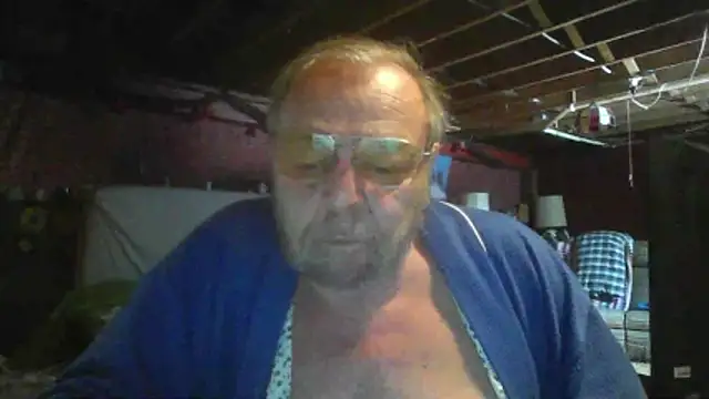 Snapshot of mercuryice chatting on 02-24-26, 03:02 mercuryice online show from 02-24-26, 03:02