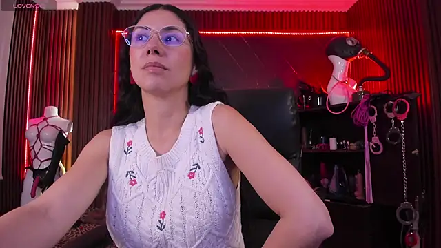 XiaQueen online show from 11-29-25, 08:31