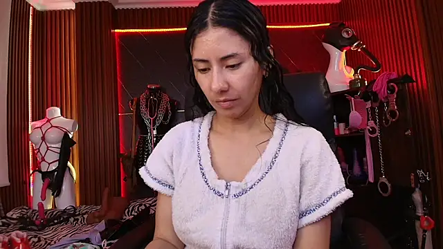 XiaQueen online show from 11-10-25, 08:36