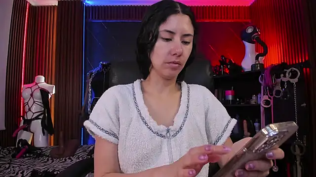 XiaQueen online show from 01-13-26, 12:31