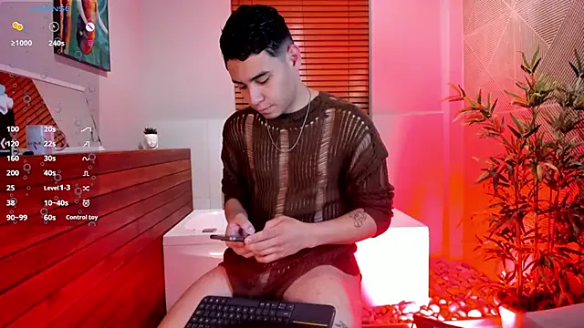 Gabriell ramirez online show from 10-08-25, 04:03