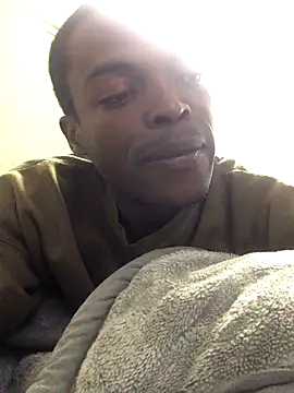 Snapshot of cumcum94 chatting on 10-20-25, 04:36 cumcum94 online show from 10-20-25, 04:36