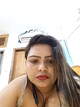 Snapshot of blue-berry07 chatting on 05-20-26, 10:40 blue-berry07 online show from 05-20-26, 10:40
