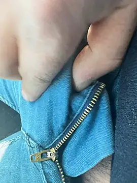 Snapshot of sark0606 chatting on 02-24-25, 08:06 sark0606 online show from 02-24-25, 08:06