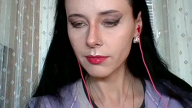 LuminousLady online show from 09-29-25, 01:17