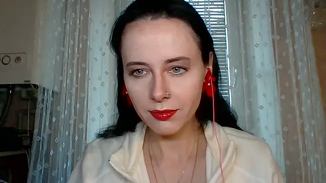 LuminousLady online show from 11-03-25, 07:13