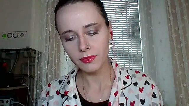 LuminousLady online show from 11-09-25, 11:25