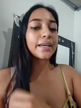 Snapshot of rosiirosii chatting on 02-02-25, 09:13 rosiirosii online show from 02-02-25, 09:13