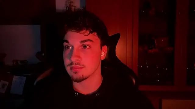 Snapshot of NaplesGuy04 chatting on 02-18-25, 10:58 NaplesGuy04 online show from 02-18-25, 10:58