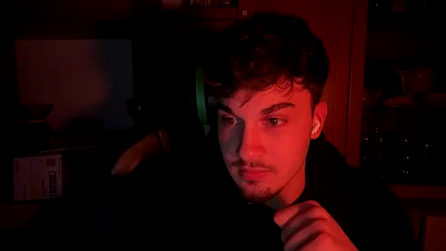 Snapshot of NaplesGuy04 chatting on 02-13-25, 10:22 NaplesGuy04 online show from 02-13-25, 10:22