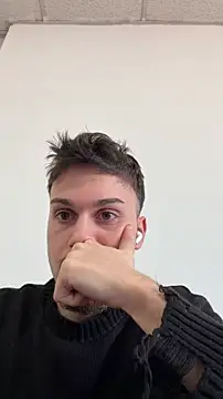 Snapshot of NaplesGuy04 chatting on 01-14-26, 10:30 NaplesGuy04 online show from 01-14-26, 10:30