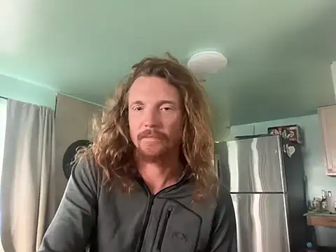 Snapshot of redone8in chatting on 09-26-25, 05:53 redone8in online show from 09-26-25, 05:53