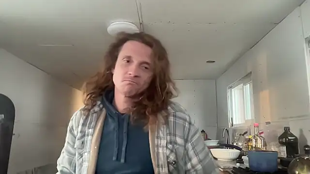 Snapshot of redone8in chatting on 02-09-25, 01:22 redone8in online show from 02-09-25, 01:22