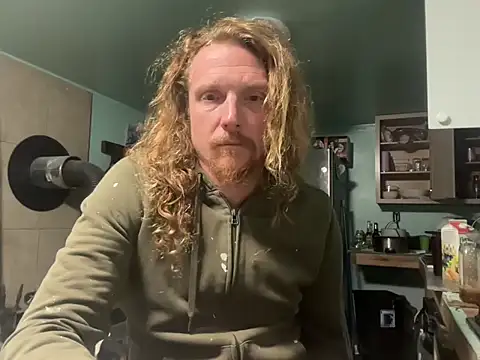 Snapshot of redone8in chatting on 09-25-25, 09:15 redone8in online show from 09-25-25, 09:15