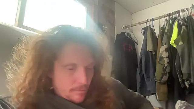 Snapshot of redone8in chatting on 03-08-25, 06:05 redone8in online show from 03-08-25, 06:05