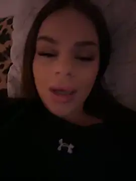 Snapshot of mrsbellanova chatting on 02-01-26, 04:27 mrsbellanova online show from 02-01-26, 04:27