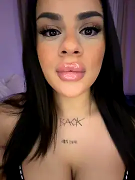 Snapshot of mrsbellanova chatting on 11-17-25, 10:03 mrsbellanova online show from 11-17-25, 10:03