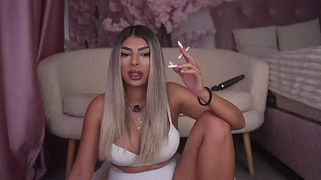 Snapshot of emma_goodess_ chatting on 06-29-26, 11:15 emma goodess online show from 06-29-26, 11:15