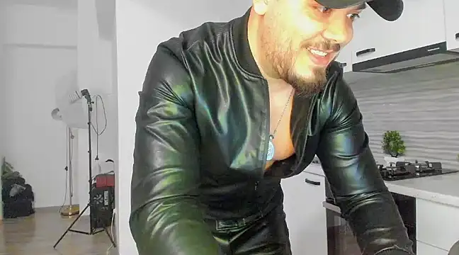 ZackMasterss online show from 02-03-25, 11:47