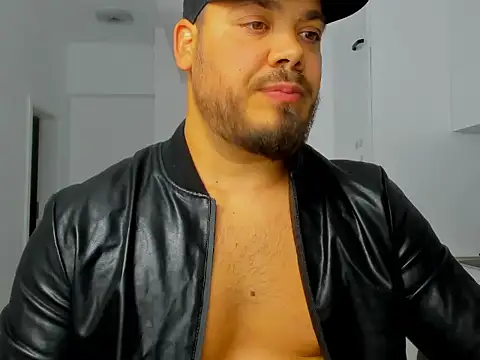 ZackMasterss online show from 10-06-25, 07:14