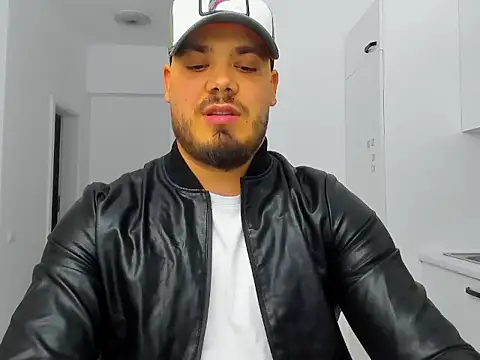 ZackMasterss online show from 10-22-25, 07:35