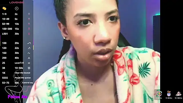 SallyWhitee online show from 12-17-25, 04:17