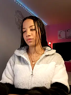 SallyWhitee online show from 03-10-26, 05:22