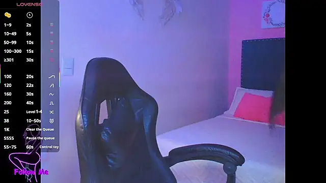 SallyWhitee online show from 12-03-25, 03:51