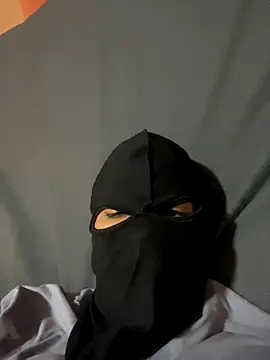 tunenarica22 online show from 11-27-25, 03:40