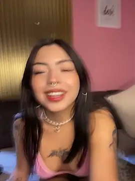Snapshot of Valu_euphoria chatting on 05-25-26, 09:24 Valu euphoria online show from 05-25-26, 09:24