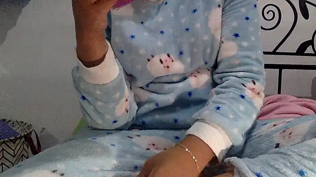 sharonlopez9611 online show from 02-19-26, 03:36