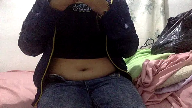 sharonlopez9611 online show from 09-23-25, 02:18