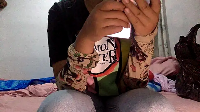 sharonlopez9611 online show from 10-12-25, 02:57